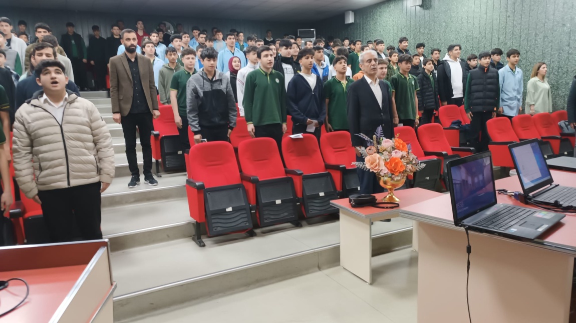 12 Mart İstiklal Marşı'nın Kabulü ve Mehmet Akif Ersoy'u Anma Töreni okulumuz Konferans salonunda kutlandı.